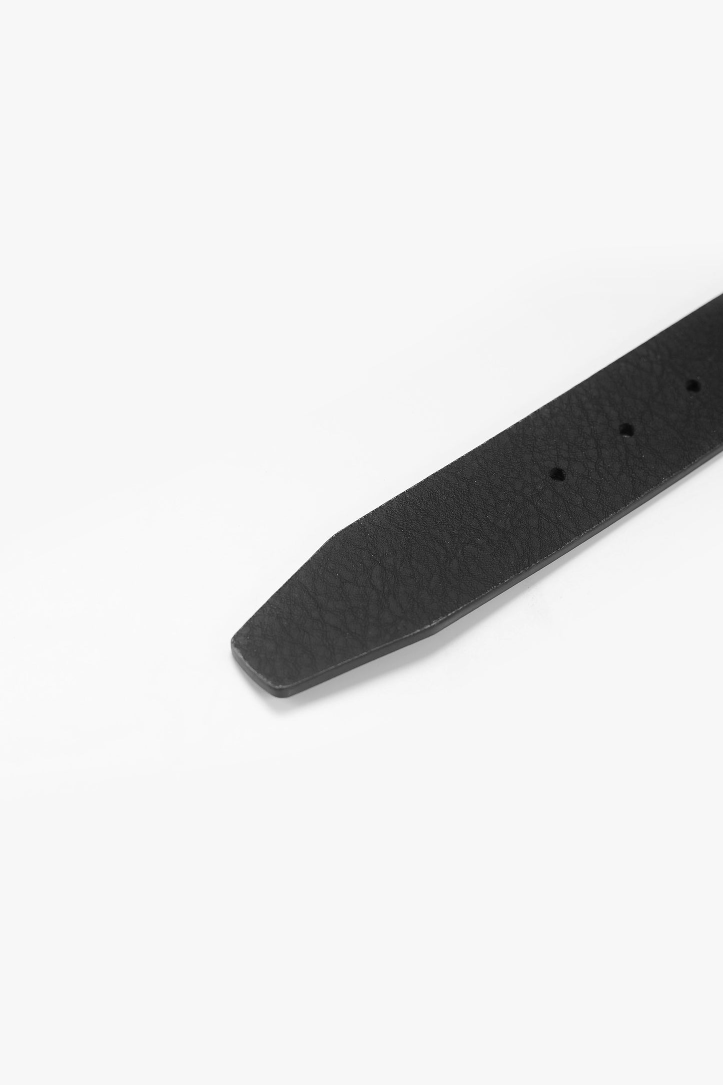 Sustainable Men's Belt by Factory Direct - Eco-Friendly, Durable, and Classic Style